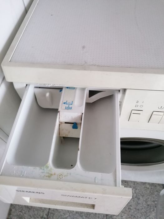 Máquina de lavar roupa Siemens