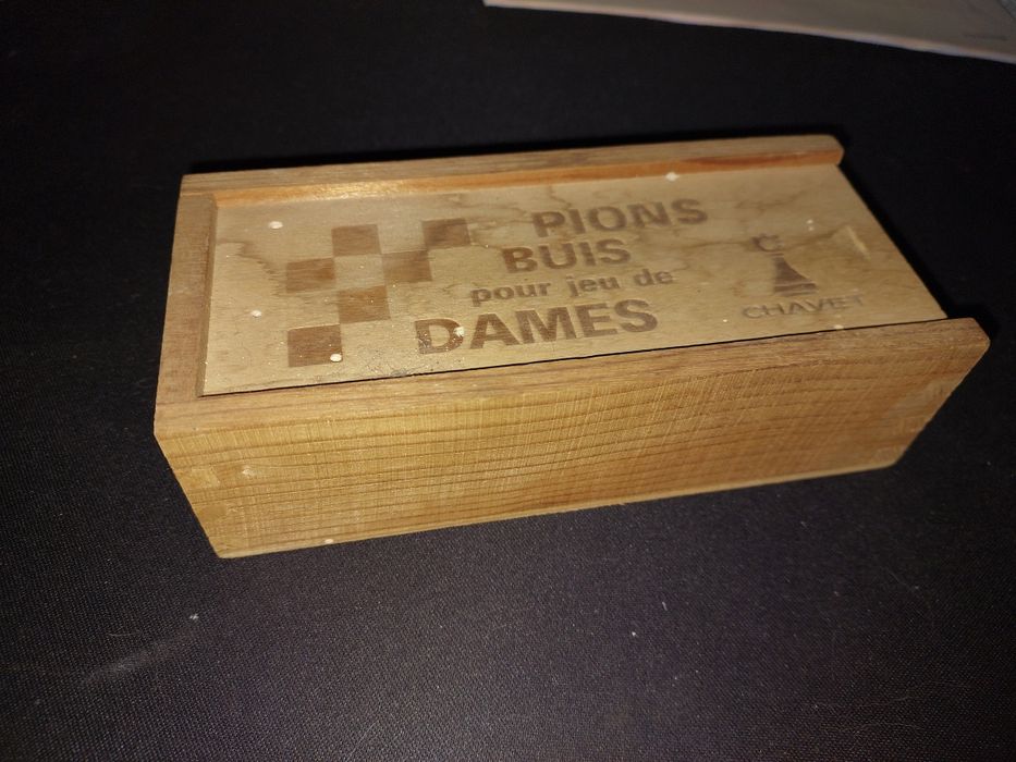 Jogo das damas antigo