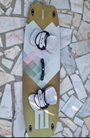 Equipamento Completo de Kitesurf à Venda, Excelente Estado