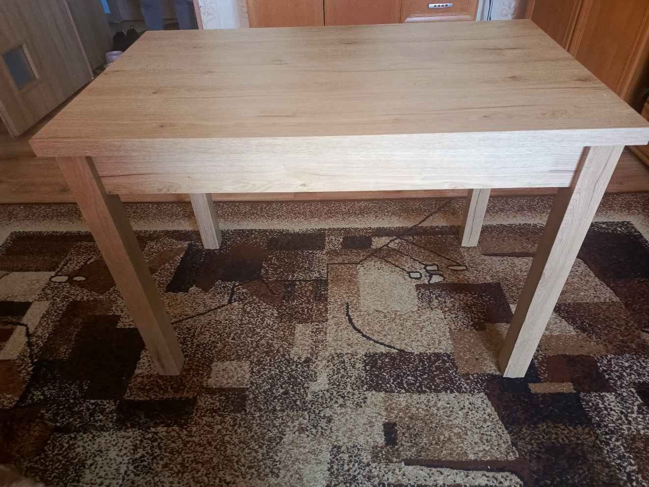 Stół w stanie idealnym