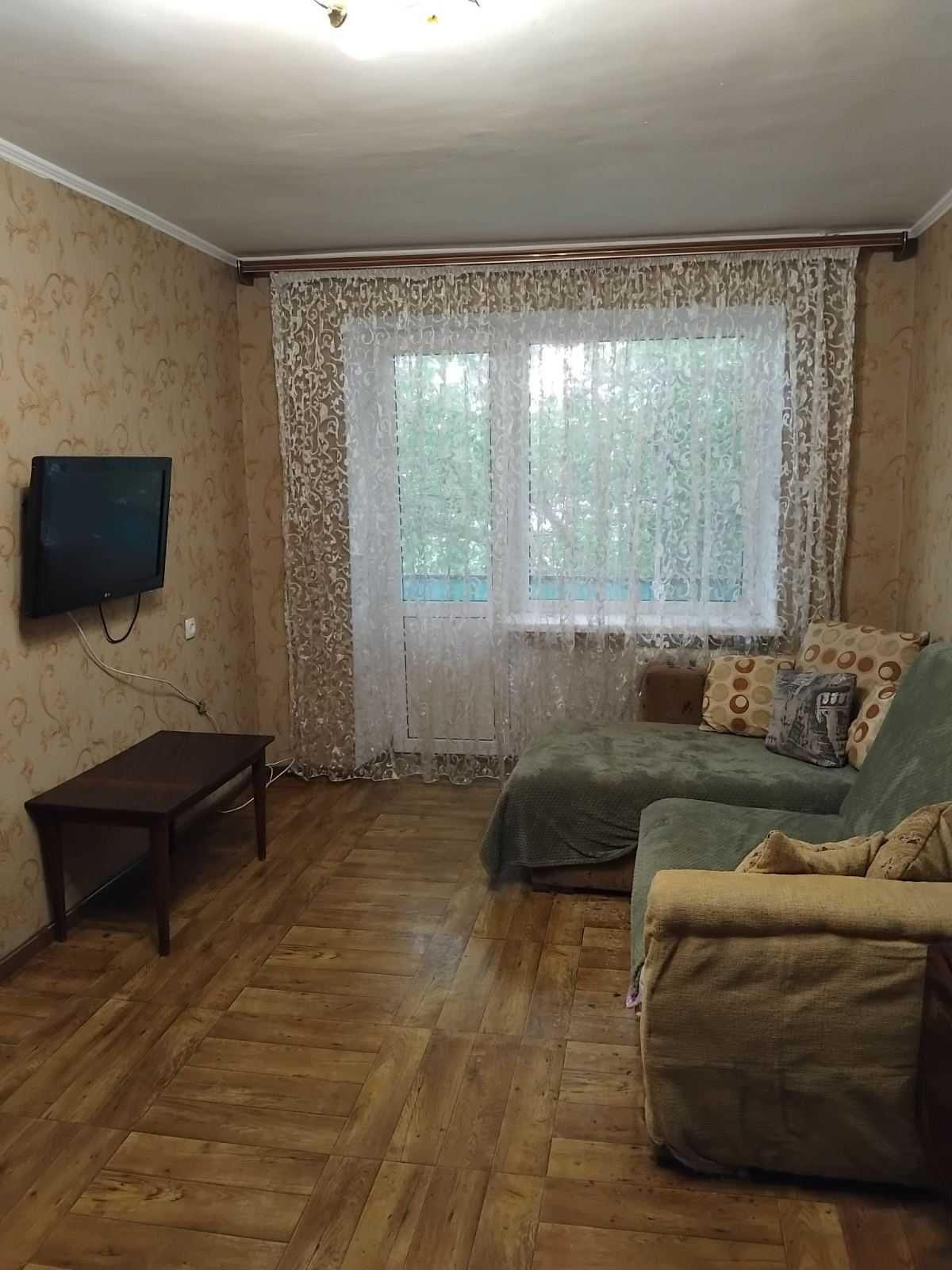 Сдам  2-ком.  в центре   ул.  10-Апреля/Дидрихсона