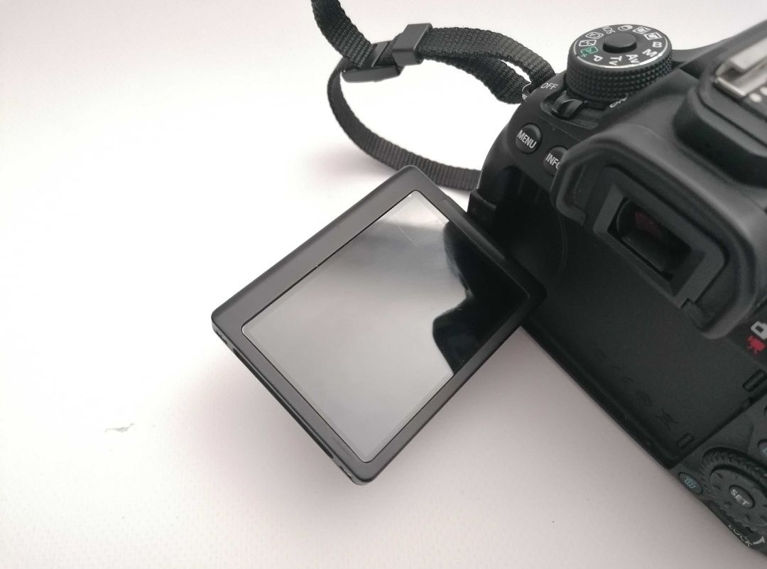 Canon 80D muito bem estimada
