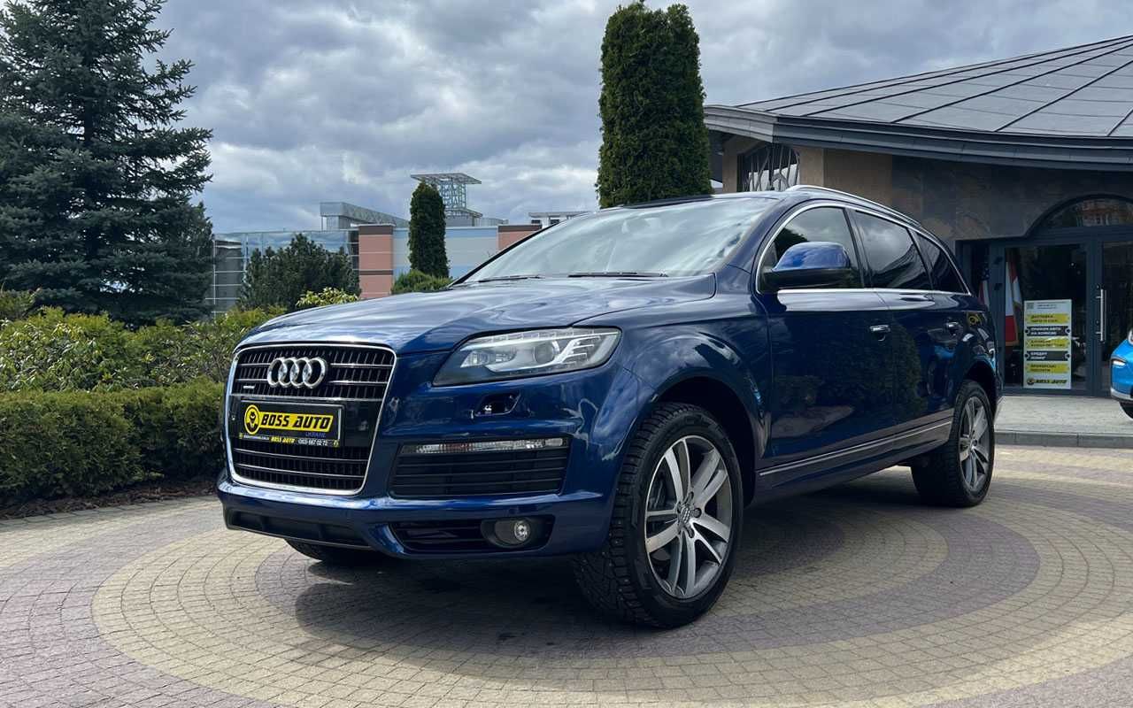 Audi Q7 2015 року