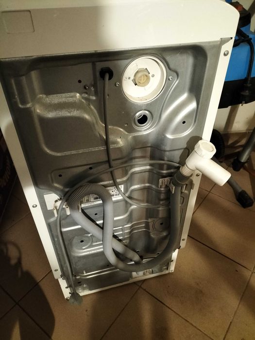 Pralka Elektrolux ładowana od góry