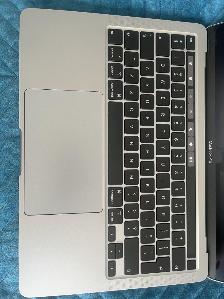 MacBook Pro 13 cali 2019
16gb ram 512gb pamięci
Model A2289
MacBook Pr