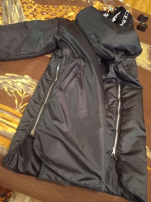 Батал демісезонная фірменная куртка пальто 62-64 розмір