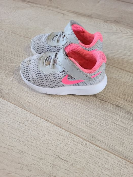 Nike tanjun buty dziewczęce