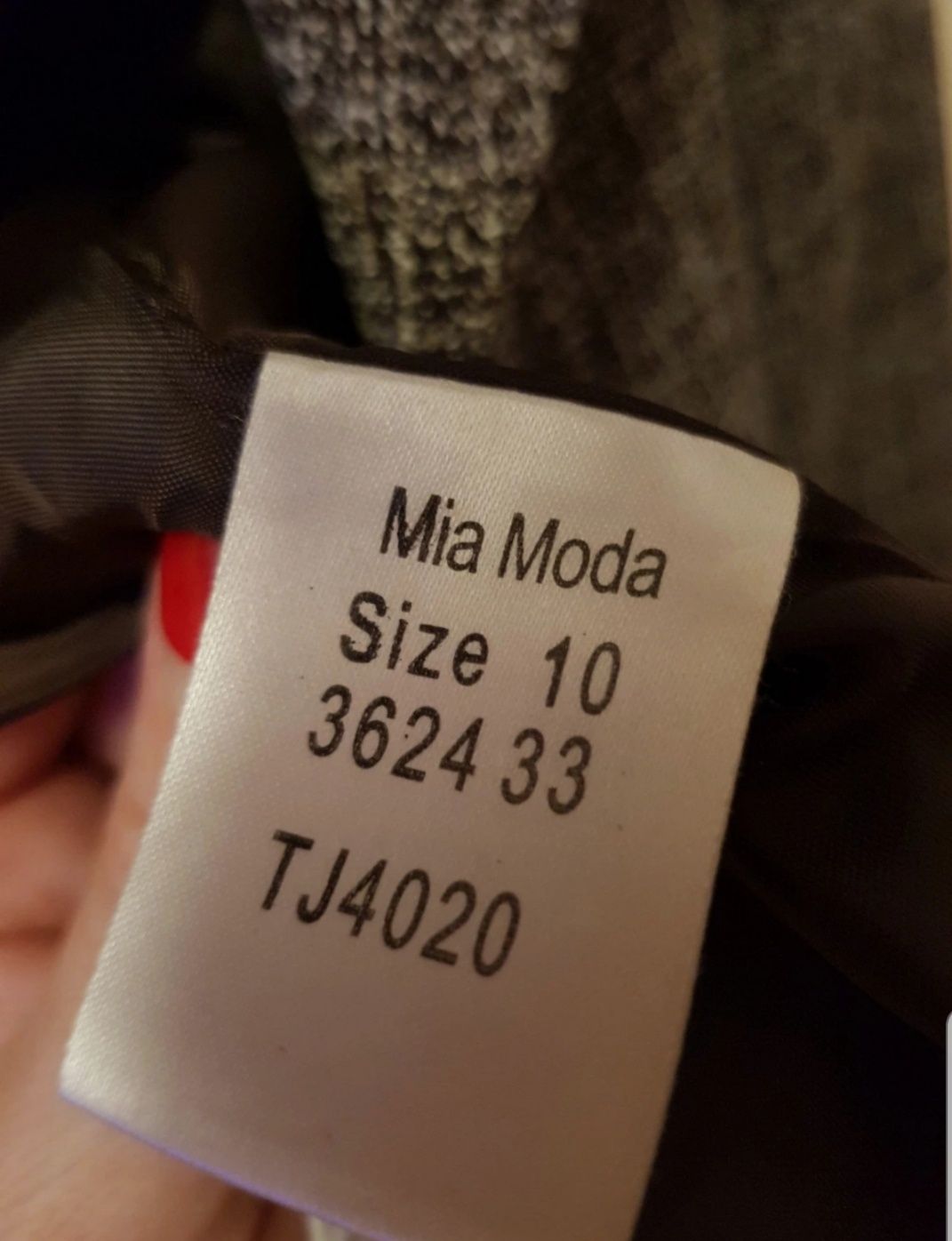 Żakiet na podszefce elegancki z odpinany kołnierzem roz M