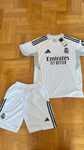KOMPLET Koszulka + spodenki Real Madryt adidas rozmiar M