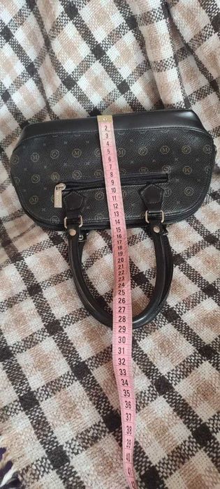 Маленька жіноча сумочка б/в