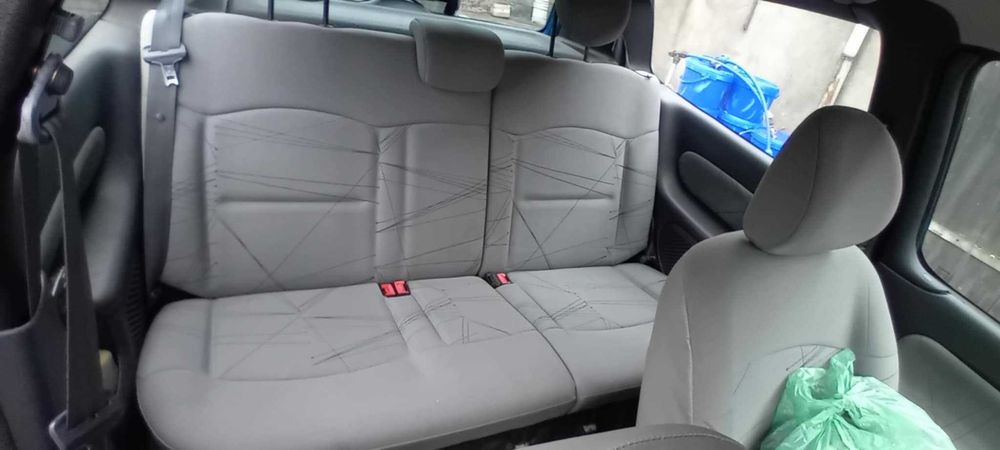 Sprzedam Renault Clio 2 2003 1.2 8V