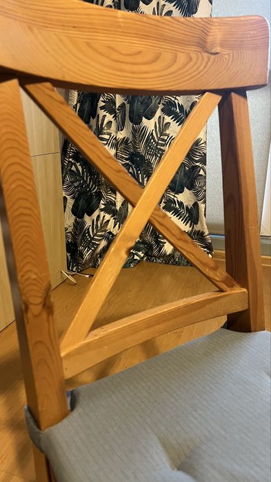 Krzesło IKEA Ingolf do jadalni brązowe rustykalne drewniane