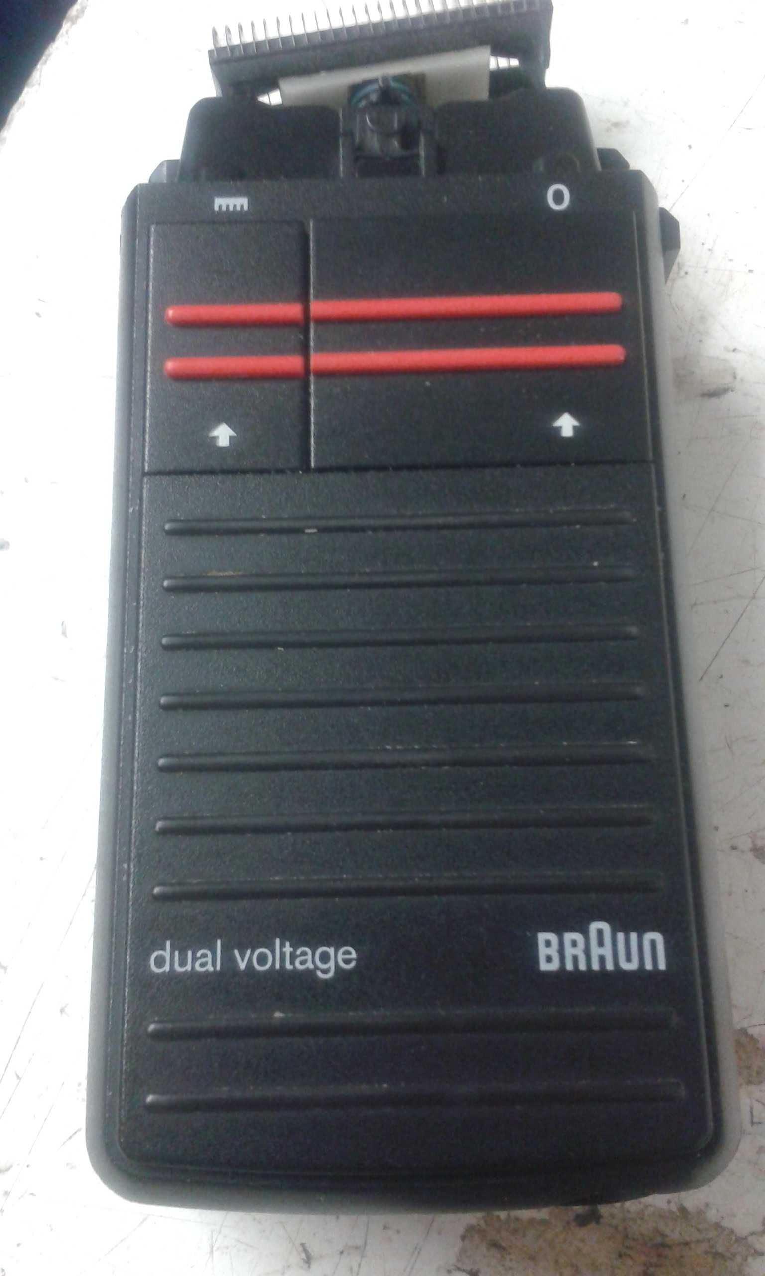 Máquinas barbear antigas Philishave, Braun