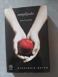 Crepúsculo - Luz e Escuridão de Stephenie Meyer