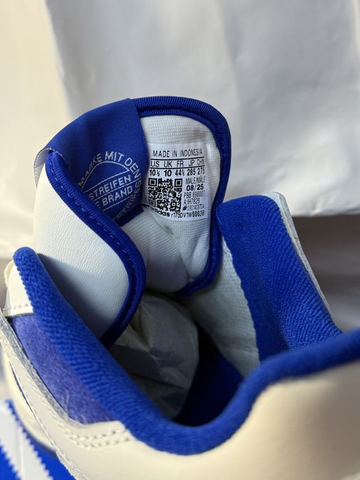 Кросівки адідас оригінал