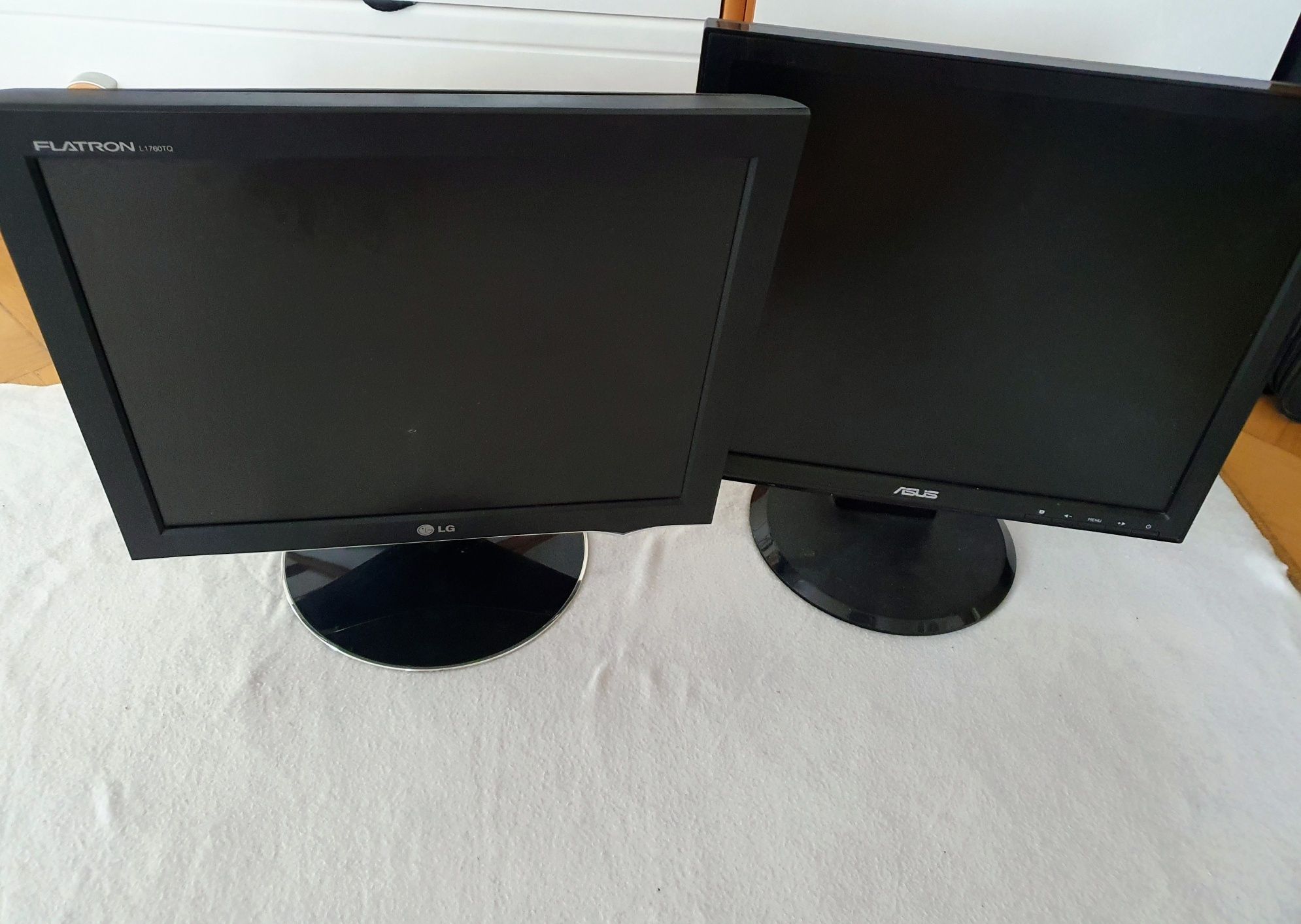 Sprzedam dwa sprawne monitory. LG i Asus 17 cali