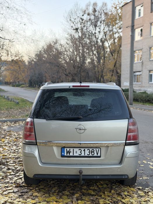 Opel Zafira рестайлинг