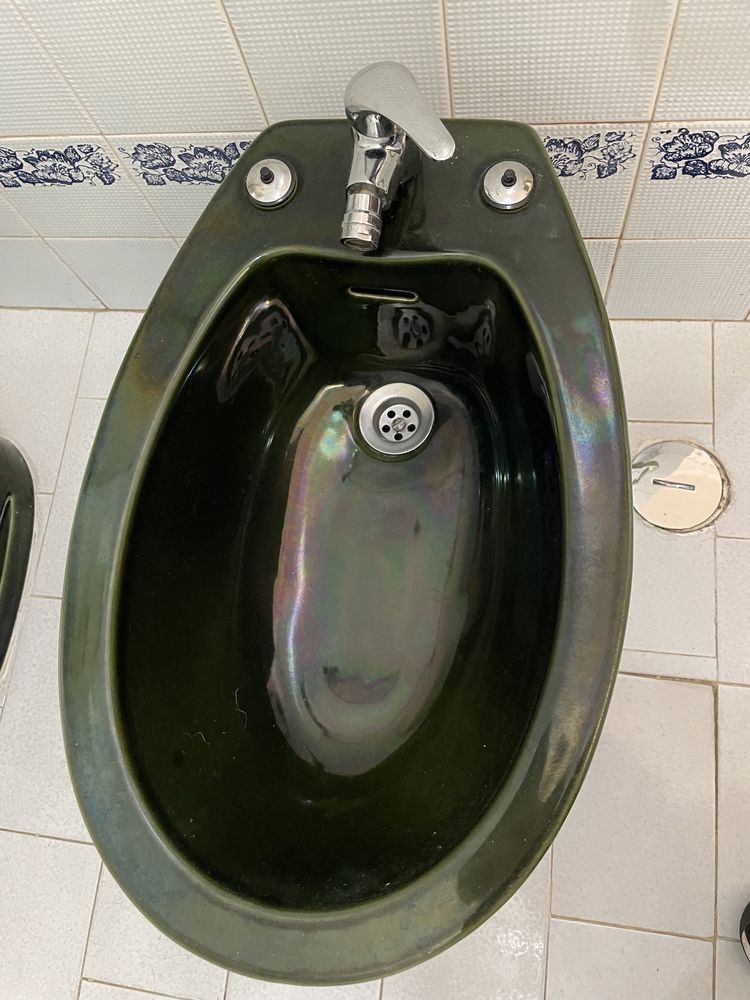 Loiças WC verde