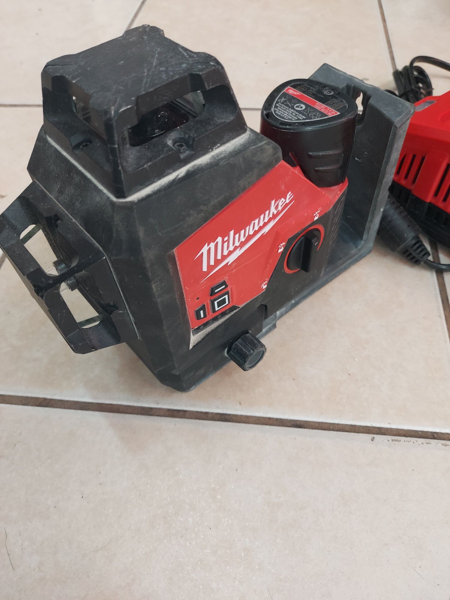 Milwaukee M12 3PL Laser Zielony 360°