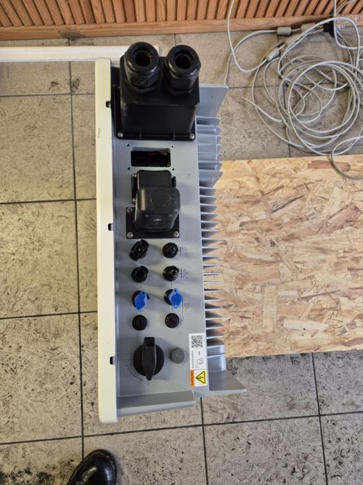 goodwe falownik hybrydowy GW5K-ET 5 kw


95000ETU227W0175
Check code: