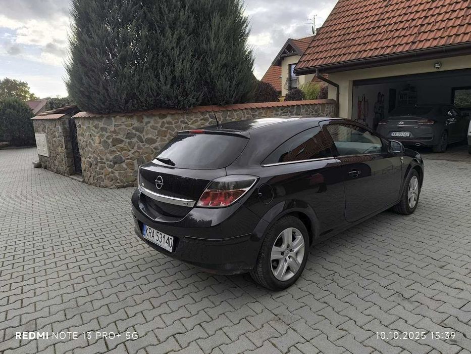 Opel ASTRA III GTC 1.6 Enjoy Hatchback