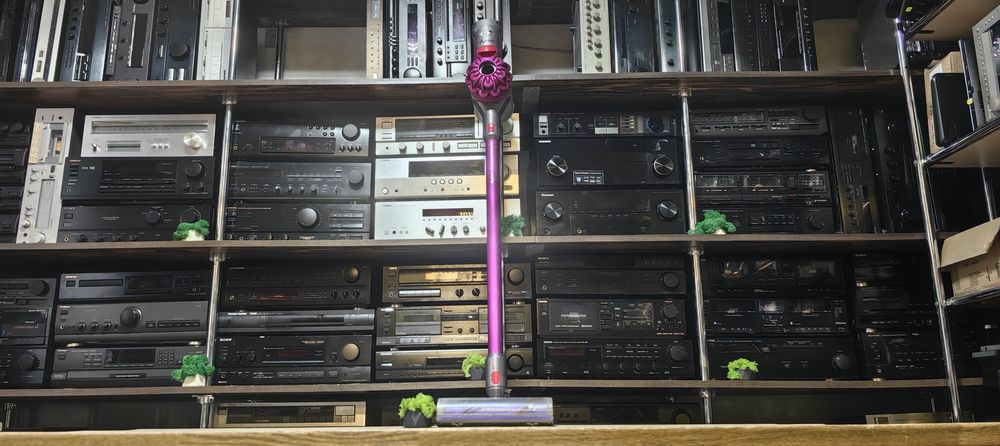 Бездротовий пилосмок Dyson V7