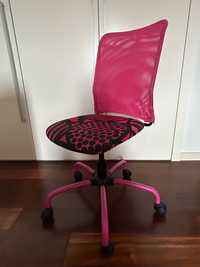 Cadeira de secretária de criança rosa