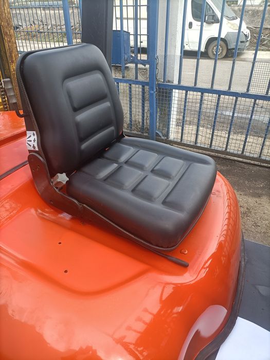 Empilhador Toyota Diesel 2.5 Ton