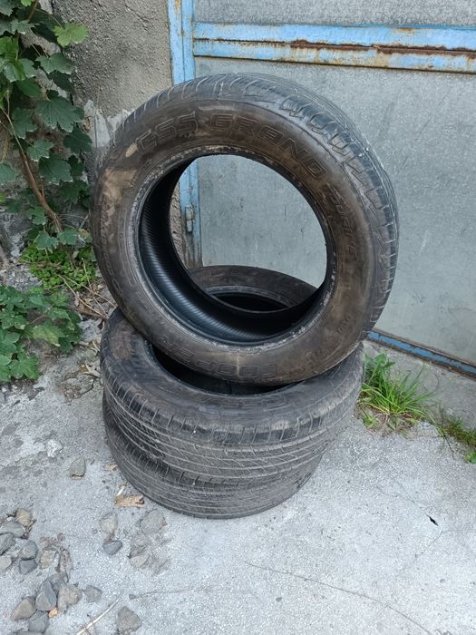 Шини Cooper CS5 grand touring 225/60 R17