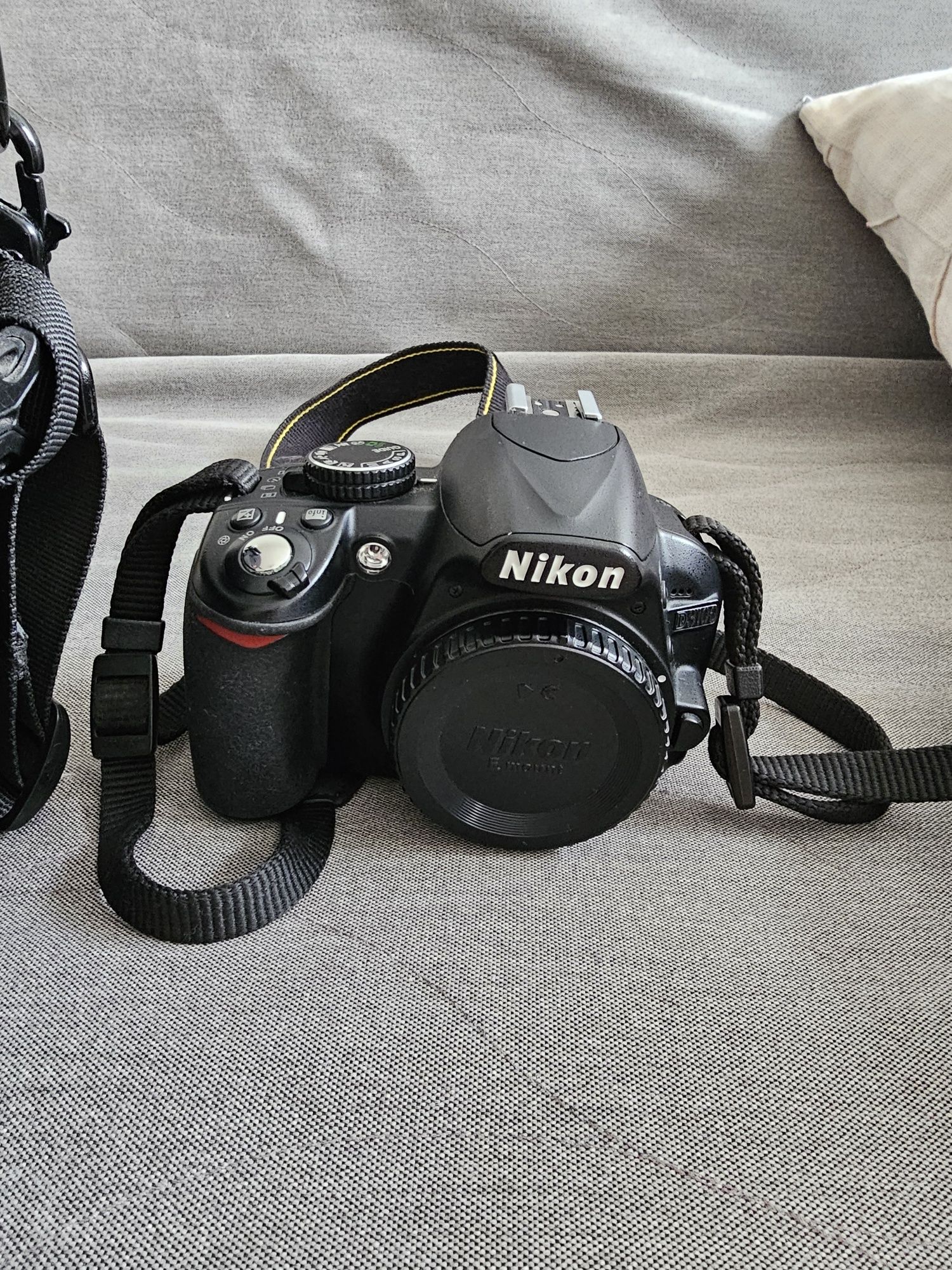Nikon D3100 body