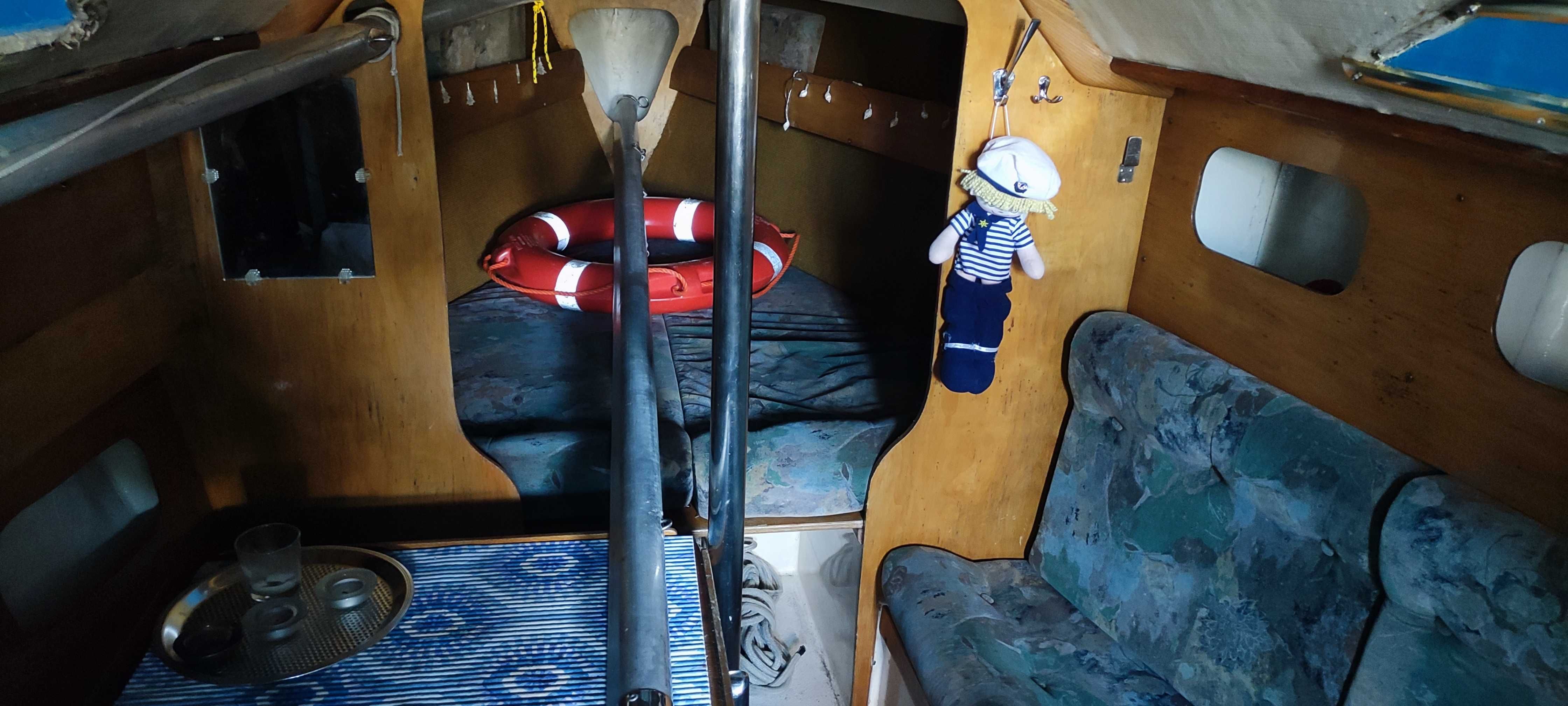 Jach balastowy  żaglowy Cruiser 22 -Stocznia Teligi Szczecin