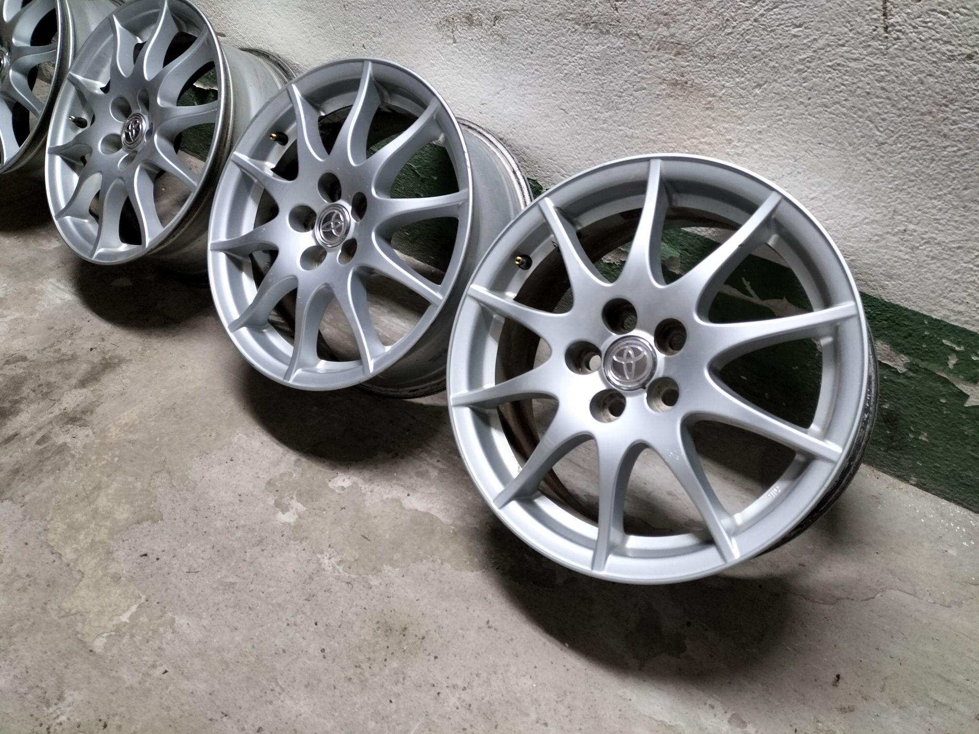 Felgi aluminiowe 16 cali 5x100 Toyota