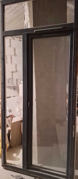 Продам балконний блок 2,53х 1,17 ламінований сірою плівкою зовні