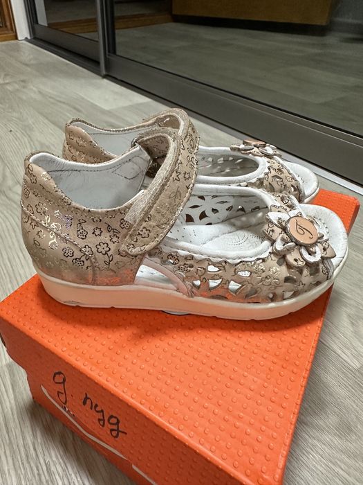 Босоножки tiflani zara 27 р