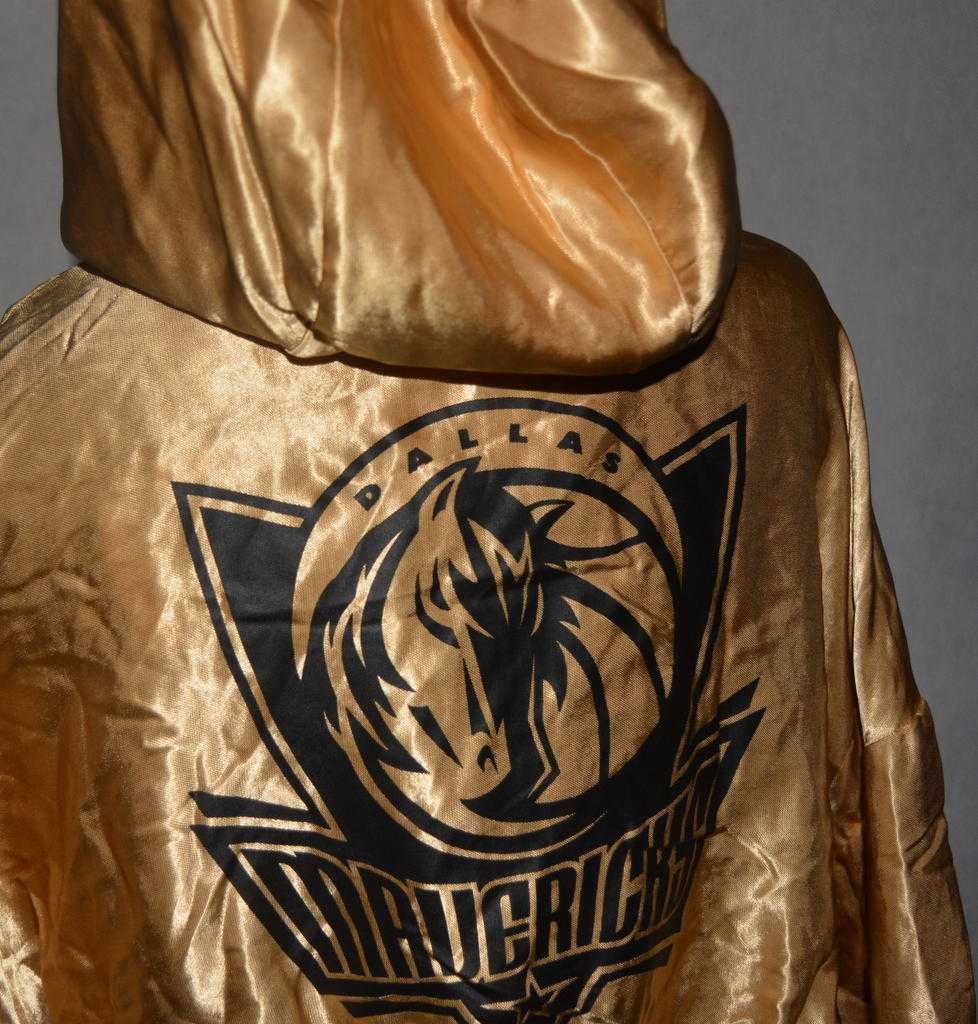 Złota bluza Bershka NBA r. S