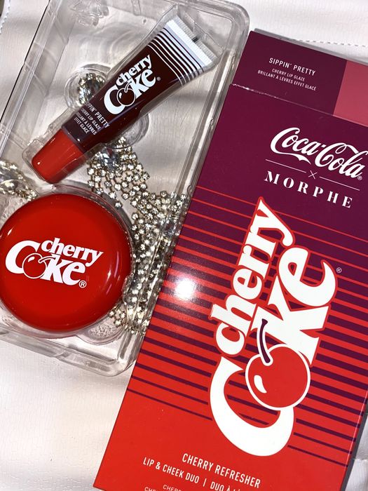 Morphe coca cola blyszczyk róż do policzków douglas