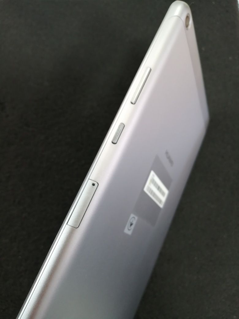 Планшет Huawei Mediapad T3 8" LTE (KOB-L09)