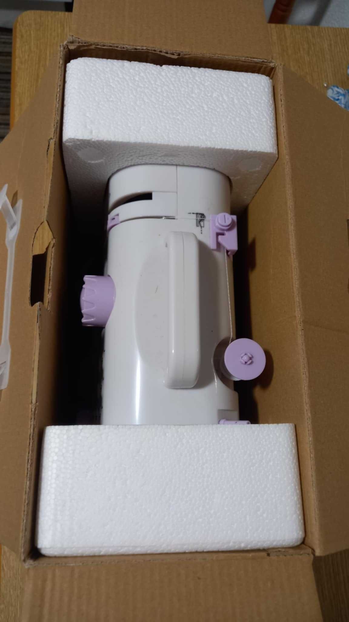 Máquina de costura multifunções, portátil de 12 pontos.