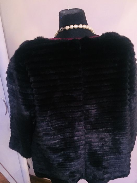 Fajne futerko  czarne
