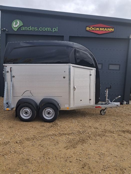 Przyczepy dla koni boeckmann