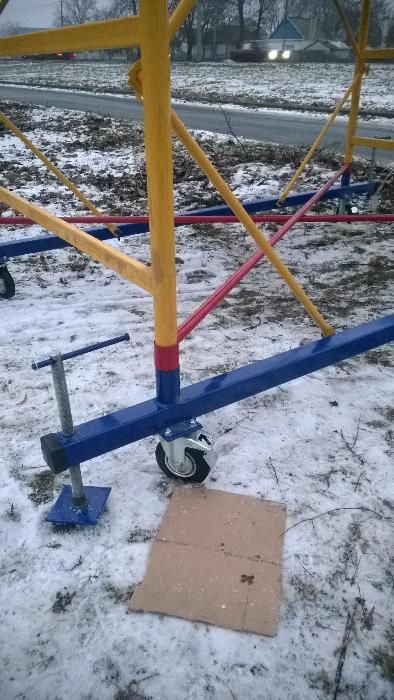 Вишки -Тура (Оренда) (2,0 м × 1.2 м) 13 метрів до настилу. Є 2 вишки