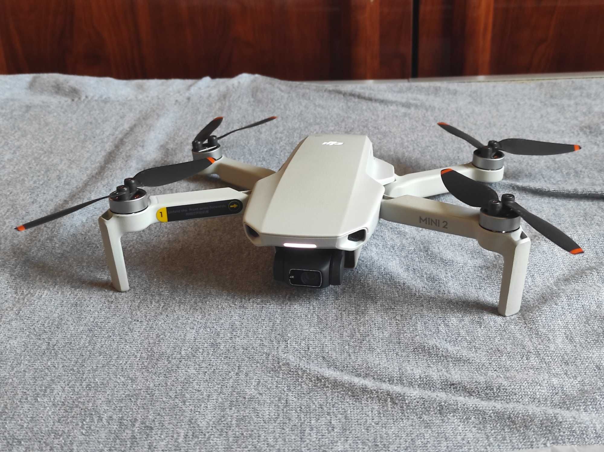 DJI Mini 2 квадрокоптер