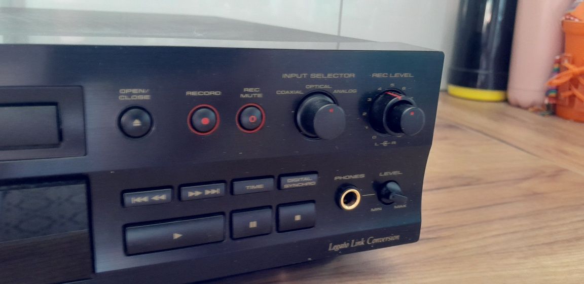 Nagrywarka CD Pioneer PDR-555RW