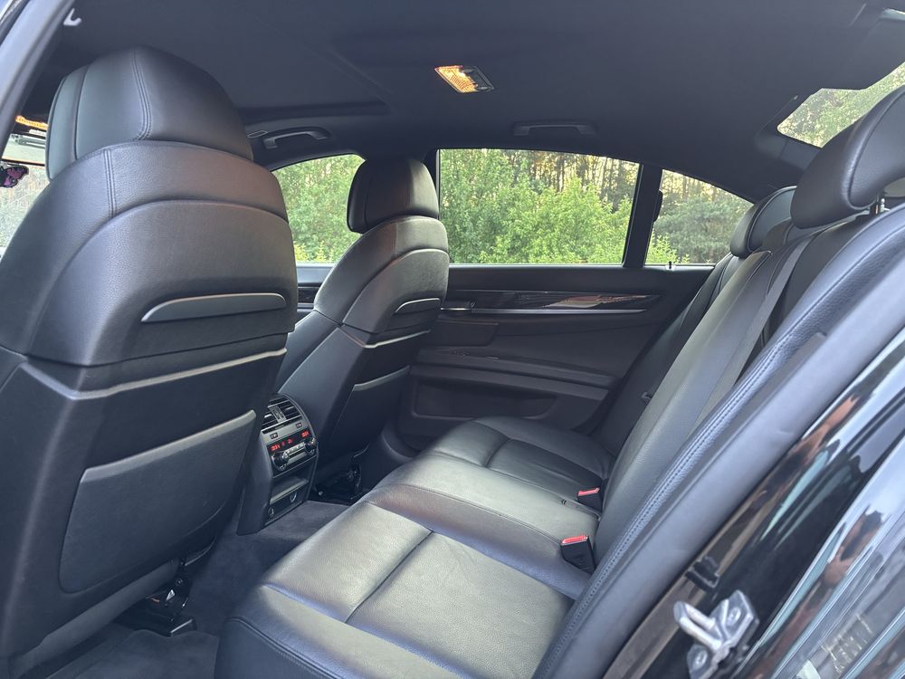 BMW Seria 7 F01 740D 306KM 2011r MPakiet xDrive Comforty ZADBANY