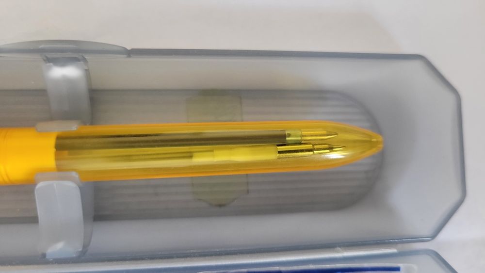 Długopis z ołówkiem