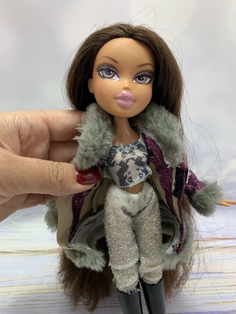 Лялька, кукла Братц Ясмін Bratz Wintertime Collection Doll Yasmin