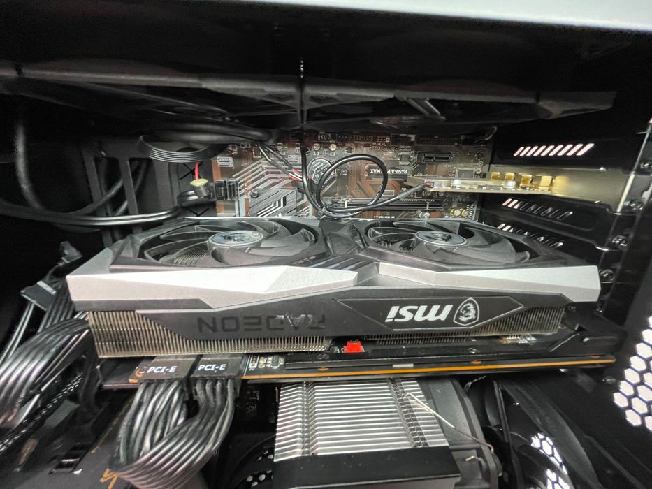 Komputer Hackintosh, R5 2600, RX 6700 XT