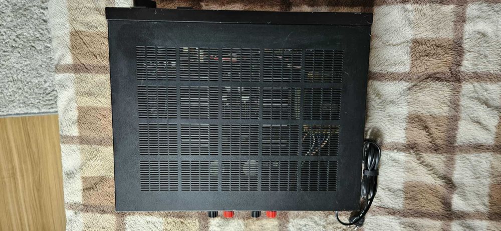 Wzmacniacz Yamaha AX-592