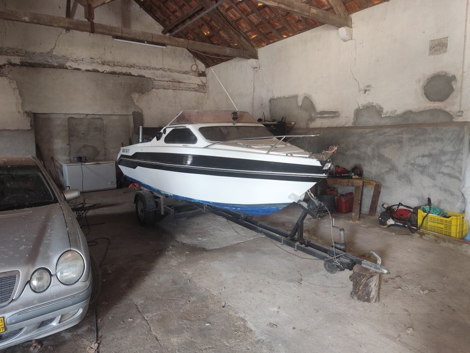 Vendo ou troco barco argus 535c por jeep
