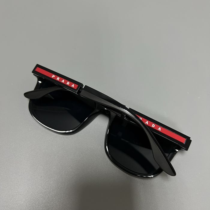 Prada оригинал новые солнцезащитные очки прада чёрные (NEW)
